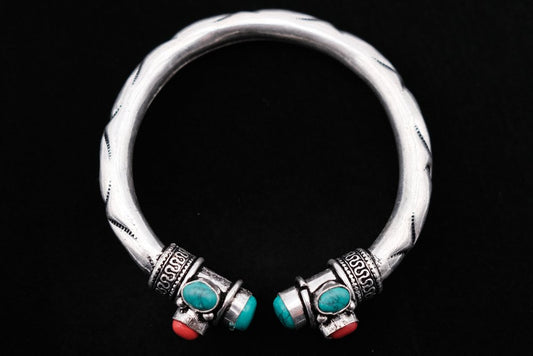 Oxidized Heavy Hammered Bangle - Multi Colored Stone