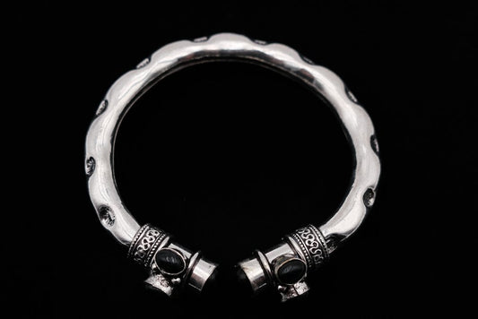 Oxidized Heavy Hammered Bangle - Black Stone