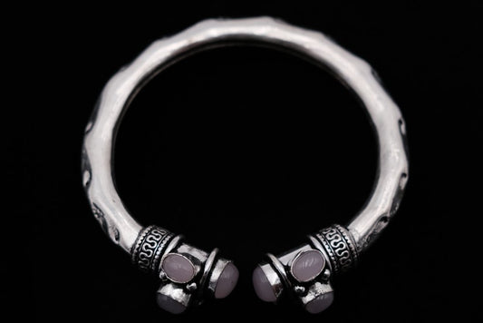 Oxidized Heavy Hammered Bangle - Fuchsia Stone